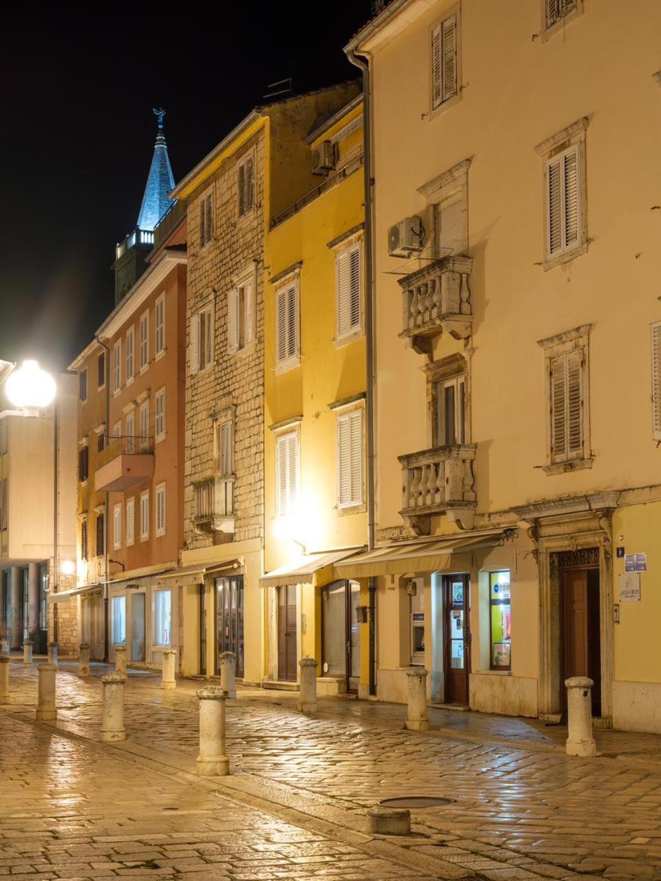 Luxury Rooms Volat Old Town Zadar Exterior photo